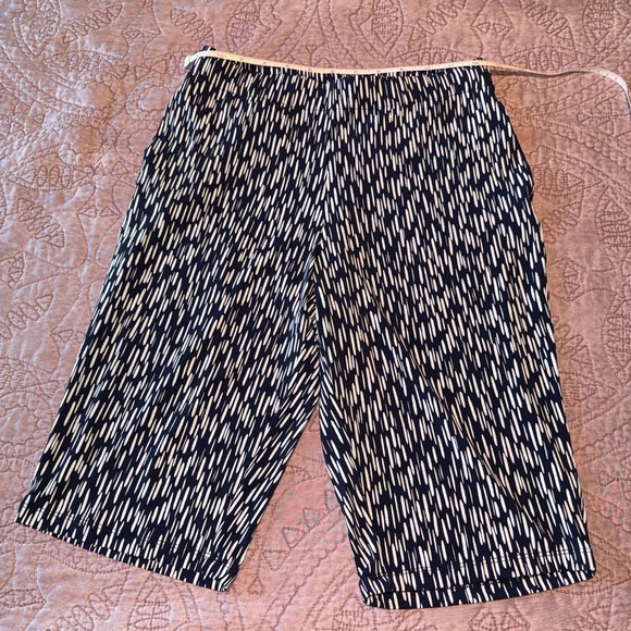 Susan Graver Pants - Susan Graver dark navy and White Patterned Women's Bermudas